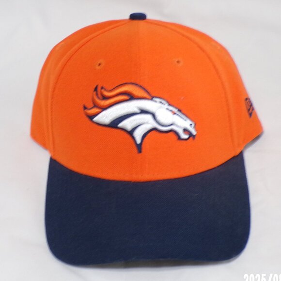 DENVER BRONCOS NEW ERA ( 9FORTY ) NFL ADJUSTABLE CAP/HAT - Picture 3 of 12